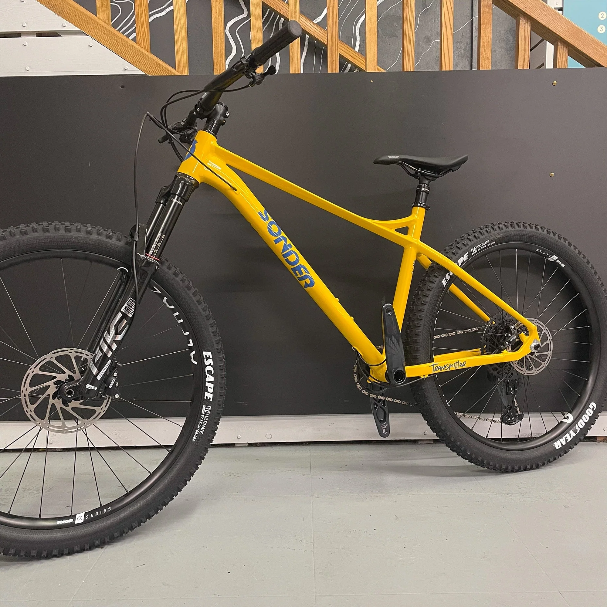 Transmitter / Large - Image 3